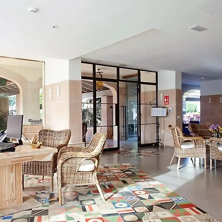 Hotel Cala Sant Vicenc - Adults Only 4*